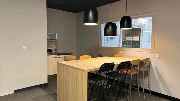 Local d’activité polyvalent de 476 m² à Tourcoing Proche Mouvaux