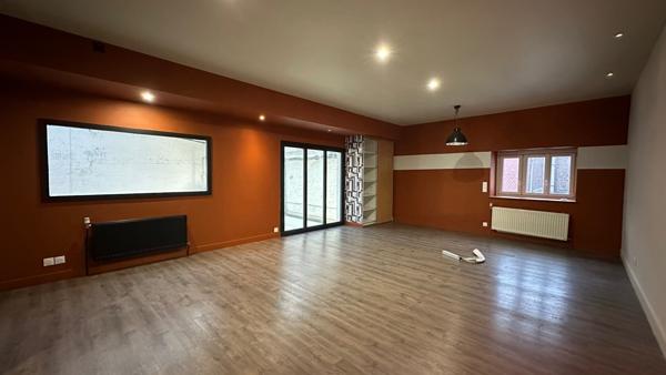 Local d’activité polyvalent de 476 m² à Tourcoing Proche Mouvaux