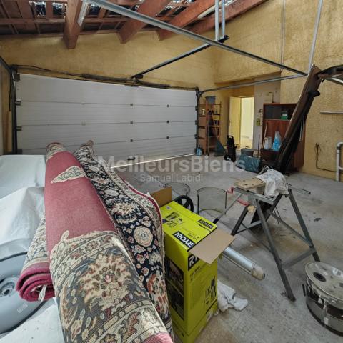 VILLA PLAIN-PIED 200M²ENV / 7 PIECES / TER 1900M² ENV/PISCINE+DEPENDANCE