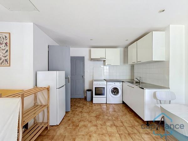 Maison à vendre avec 1 T4 de 80 m2 + 2 T2 de 36 m2 SAINT JEAN DU GARD (30)terrain environ 10719 m2