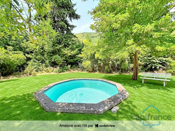 Maison à vendre avec 1 T4 de 80 m2 + 2 T2 de 36 m2 SAINT JEAN DU GARD (30)terrain environ 10719 m2