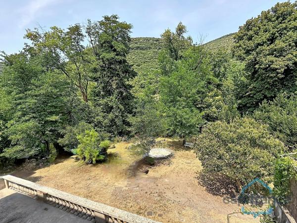 Maison à vendre avec 1 T4 de 80 m2 + 2 T2 de 36 m2 SAINT JEAN DU GARD (30)terrain environ 10719 m2