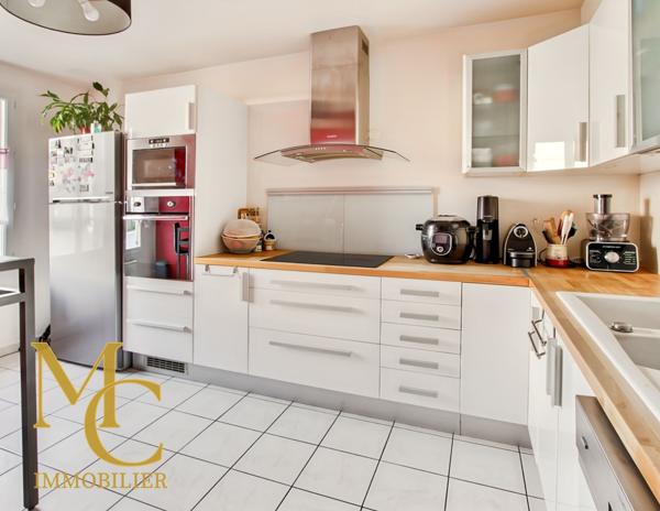 Bois-d'Arcy (78390) MAISON INDIVIDUELLE / BOIS D'ARCY / 2006