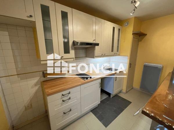 Location Studio 31.07 m² - 2/18 RUE DES MONTS D'ARREE Montigny Le Bretonneux 78180