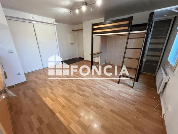Location Studio 31.07 m² - 2/18 RUE DES MONTS D'ARREE Montigny Le Bretonneux 78180