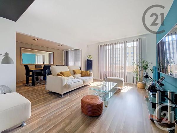 Appartement F4 à vendre  4 pièces - 73,60 m 2   ST ANDRE LES VERGERS  - 10