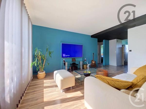 Appartement F4 à vendre  4 pièces - 73,60 m 2   ST ANDRE LES VERGERS  - 10