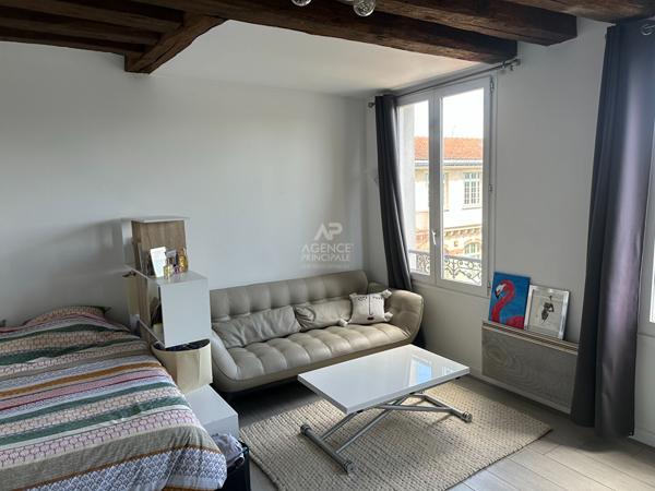 Appartement Saint Germain En Laye 1 pièce(s) 23.45 m2 209 000 € **  - Référence  18800