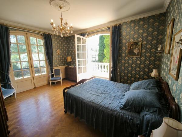 Maison Ile de France de qualité . Jardin clos . Foix . Ferrieres sur ariege