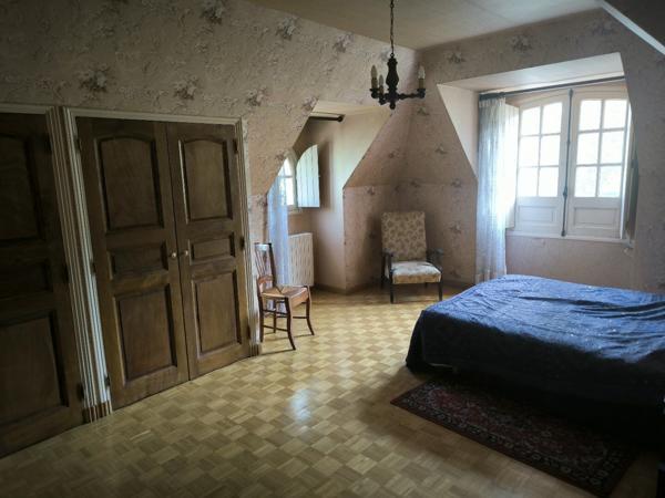 Maison Ile de France de qualité . Jardin clos . Foix . Ferrieres sur ariege