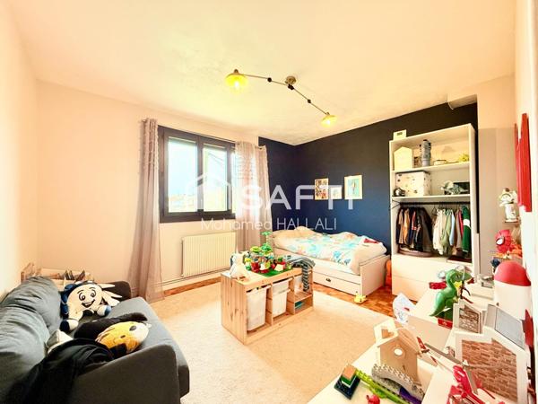 Maison 105 m2, avec jardin, 3 chambres  et bureau