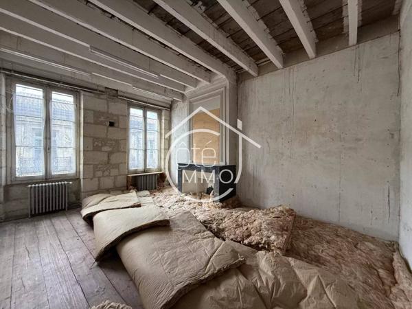 Sainte-Foy-la-Grande – Immeuble de rapport rénové d’environ 380 m² en cœur de ville