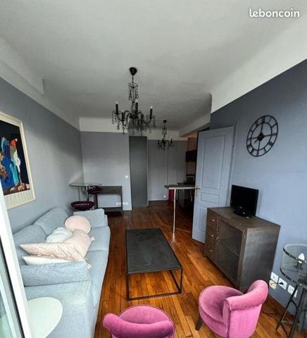 Charmant Deux Pièces Meublé à Louer – Montorgueil, 75002 Paris Disponible mi-janvier 2025