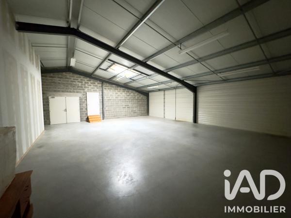 Murs commerciaux  à vendre 830 m² La Couronne