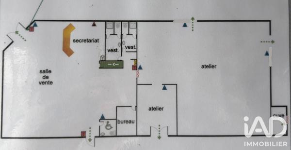 Murs commerciaux  à vendre 830 m² La Couronne