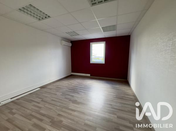 Murs commerciaux  à vendre 830 m² La Couronne