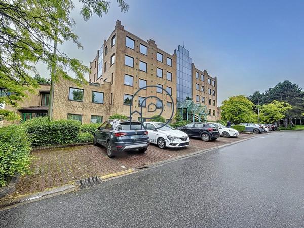 Etage privatif de 378 m2 de bureaux à vendre