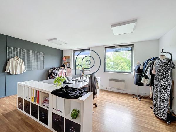 Etage privatif de 378 m2 de bureaux à vendre