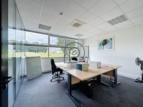 162 m2 bureaux en rdc proximité immédiate Rocade NO - Lambersart