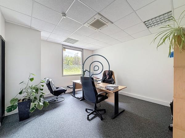 162 m2 bureaux en rdc proximité immédiate Rocade NO - Lambersart