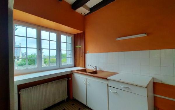 Vente Maison de village ref.7271 ancien prieuré Courcite