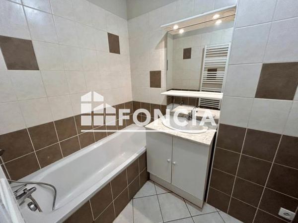 Location Appartement 2 pièces 44.73 m² - 6 RUE PASCAL Villeurbanne 69100