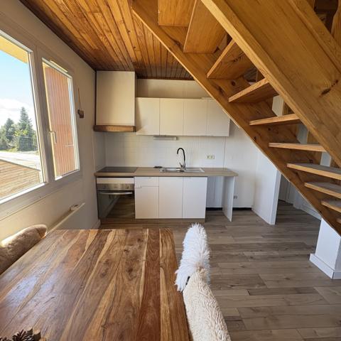 Appartement
         5 pièces
        - 85 m² 225 000 € *