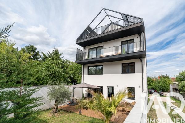 Maison à vendre 6 pièces 153 m² Fontenay-sous-Bois