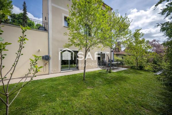Maison contemporaine 7 pièces de 156 m2 à Saint-Germain-en-Laye