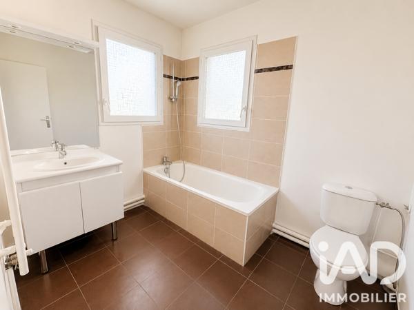 Maison à vendre 4 pièces 82,06 m² Saint-Leu-la-Forêt