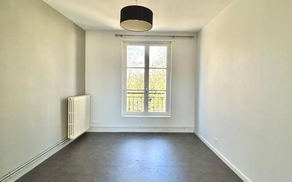 Appartement à louer    4 pièces •  Périgueux