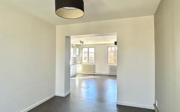 Appartement à louer    4 pièces •  Périgueux