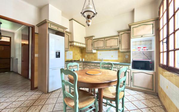 Maison à vendre    7 pièces • 145 m2 Cornillon-Confoux