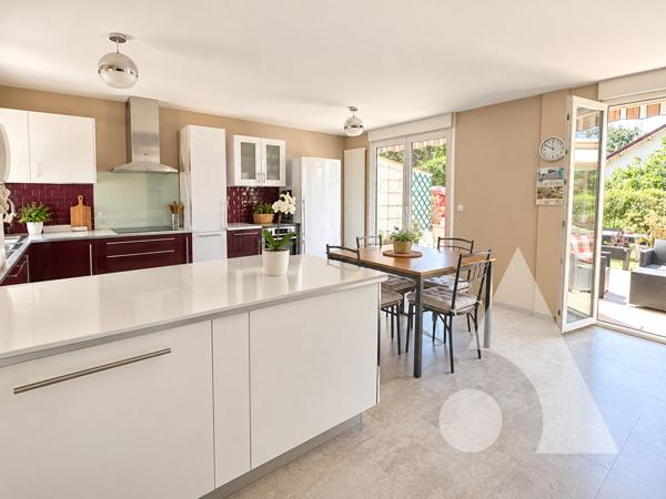 Maison 6 pièces 115.36 m2