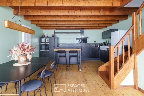 Loft et sa terrasse dans une ancienne menuiserie