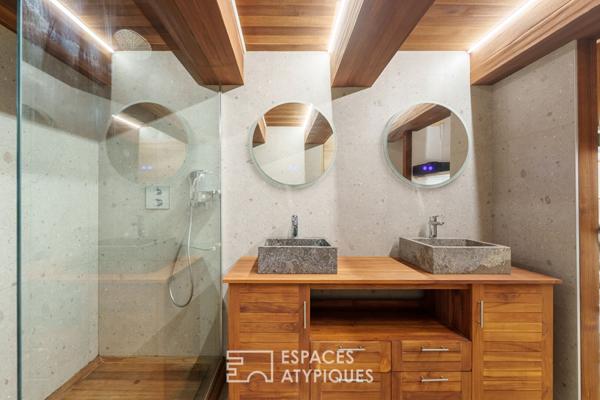 Loft et sa terrasse dans une ancienne menuiserie