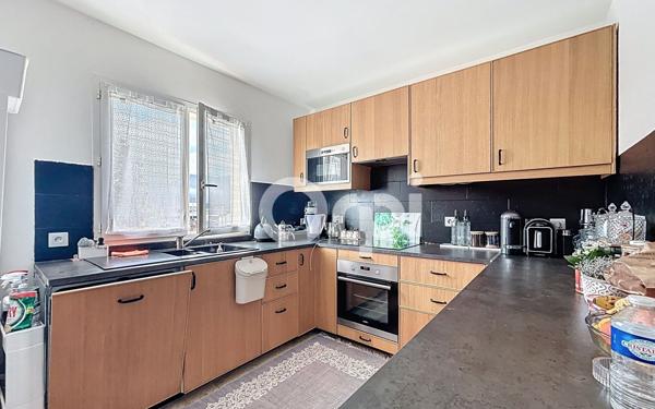 Appartement à vendre    3 pièces • 76 m2 Vidauban