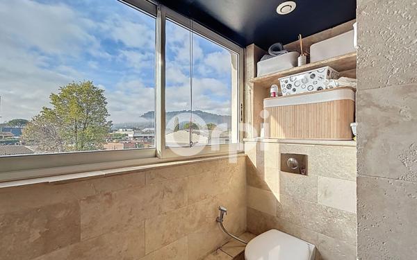 Appartement à vendre    3 pièces • 76 m2 Vidauban