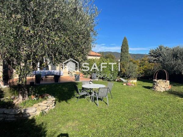 Lauris, maison de plain pied avec piscine