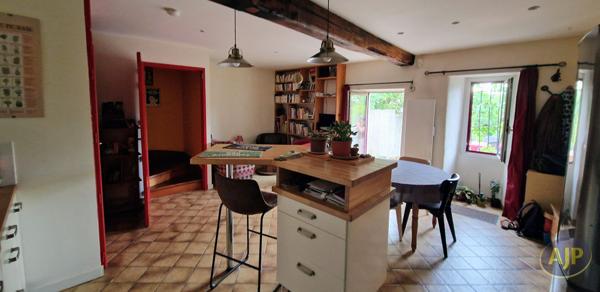Maison à vendre Clisson - 4 pièces, 81m² avec 3 chambre(s) à 289 500€ - AJP Immobilier Clisson