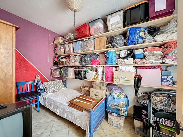 LE GRAU DU ROI - MAISON P5 DE 112.21 M² AVEC COUR DE 40.5 M² - SECTEUR CENTRE VILLE