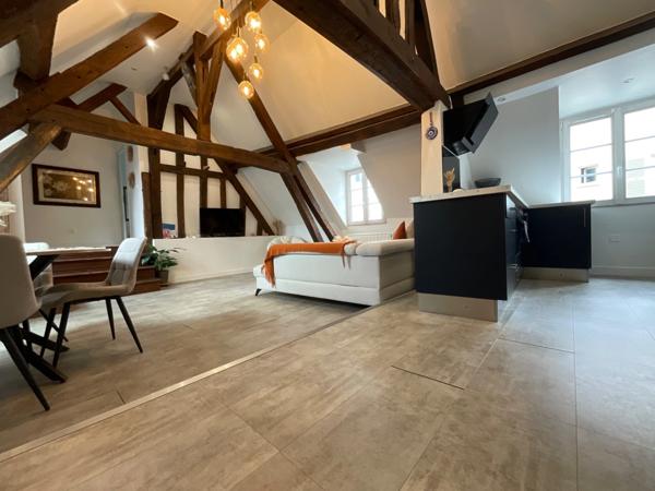 Dpt Eure et Loir (28), à vendre CHARTRES appartement T3 de 65.75 m²