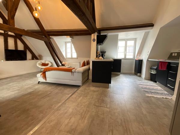 Dpt Eure et Loir (28), à vendre CHARTRES appartement T3 de 65.75 m²
