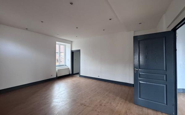 Appartement à louer    4 pièces • 135,39 m2 Rothau