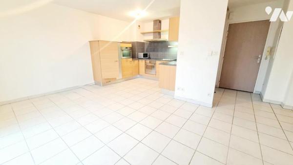 A VENDRE - TRIGNAC Avenue Barbara - Appartement T3 - Balcon - Parking + Garage