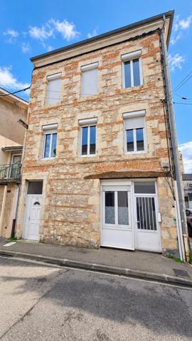Immeuble
         6 pièces
        - 150 m² Exclusivité 177 000 € *