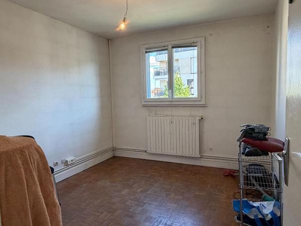 Maison  10 pièce(s) 207.41 m2