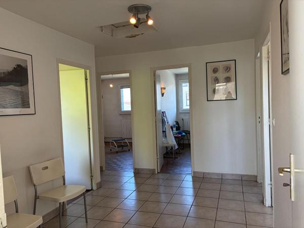 Maison  10 pièce(s) 207.41 m2