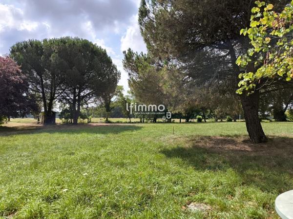 Propriété de caractère aux portes de Bordeaux 600 m2 575 000€ FAI