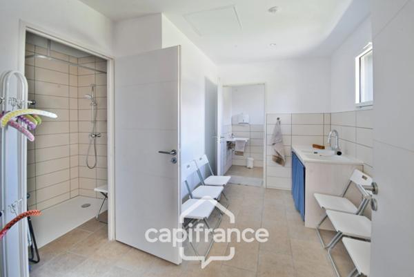 Dpt de SAONE ET LOIRE(71), à vendre MONTPONT EN BRESSE (71470) maison avec gîte et chambres d'hôtes P12 de 470 m² - Terrain de 4 374,00 m²